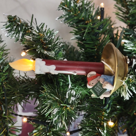 Hallmark Vintage 1975 "Chris Mouse" Lighted Ornament - Picture 4 of 8